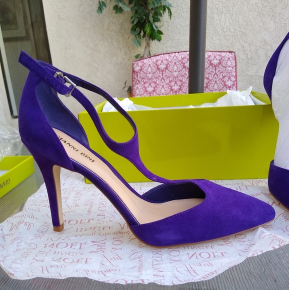 Gianni Bini Shoes. - Picture 2 of 6
